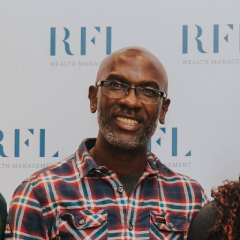 Dr.-Doosuur-Malu_headshot-1 (2)